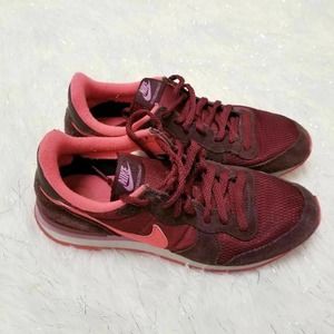 Nike Internationalist Running Shoes Red 629684-602